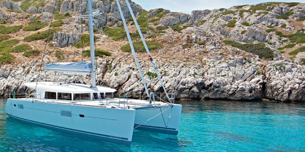 Excursion catamaran en Corse du Sud