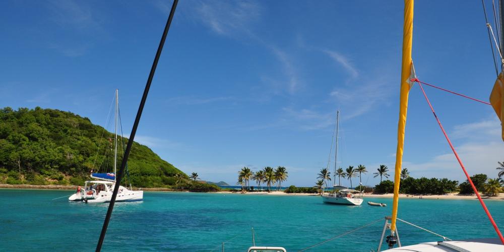 Excursion catamaran Grenadines