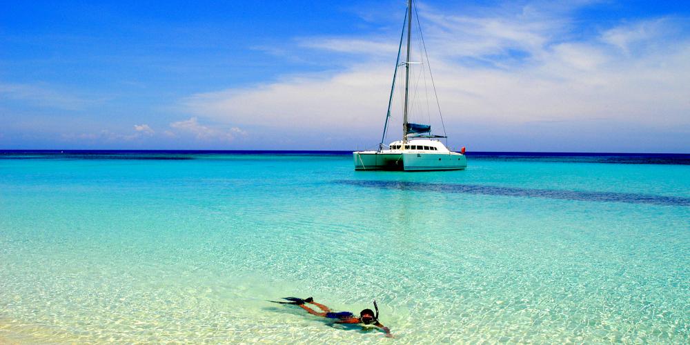 Excursion catamaran Grenadines