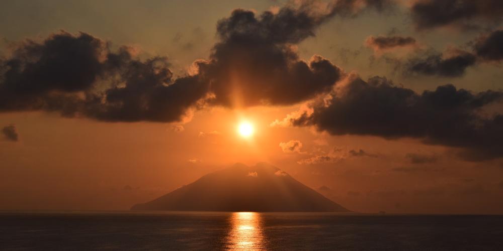 Excursion catamaran Îles Éoliennes