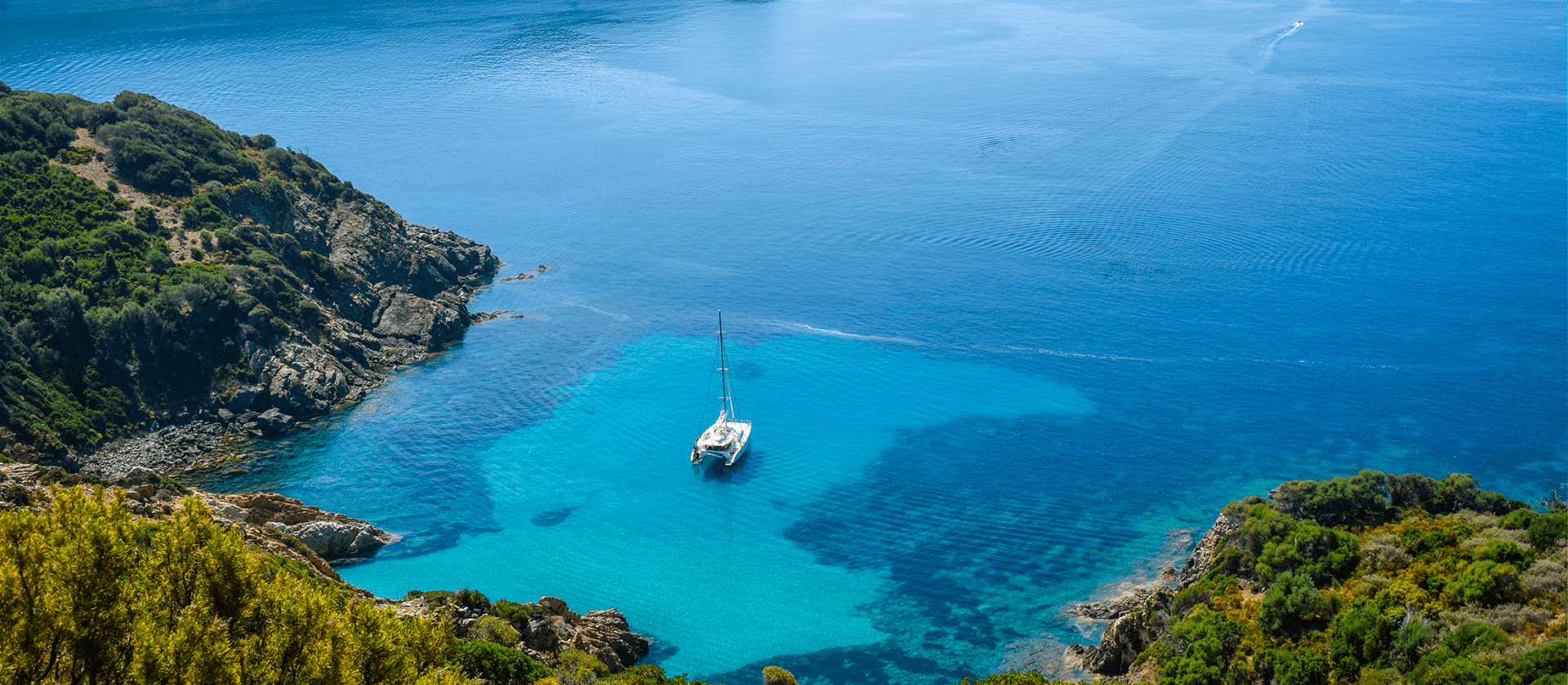 Découvrez <strong>nos plus belles croisières</strong> en catamaran pour une expérience unique, conviviale et riche en émotions
